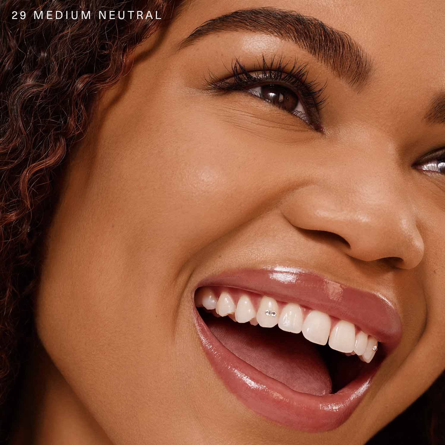 TRUE TO MYSELF NATURAL MATTE LONGWEAR FOUNDATION (BASE DE MAQUILLAJE)